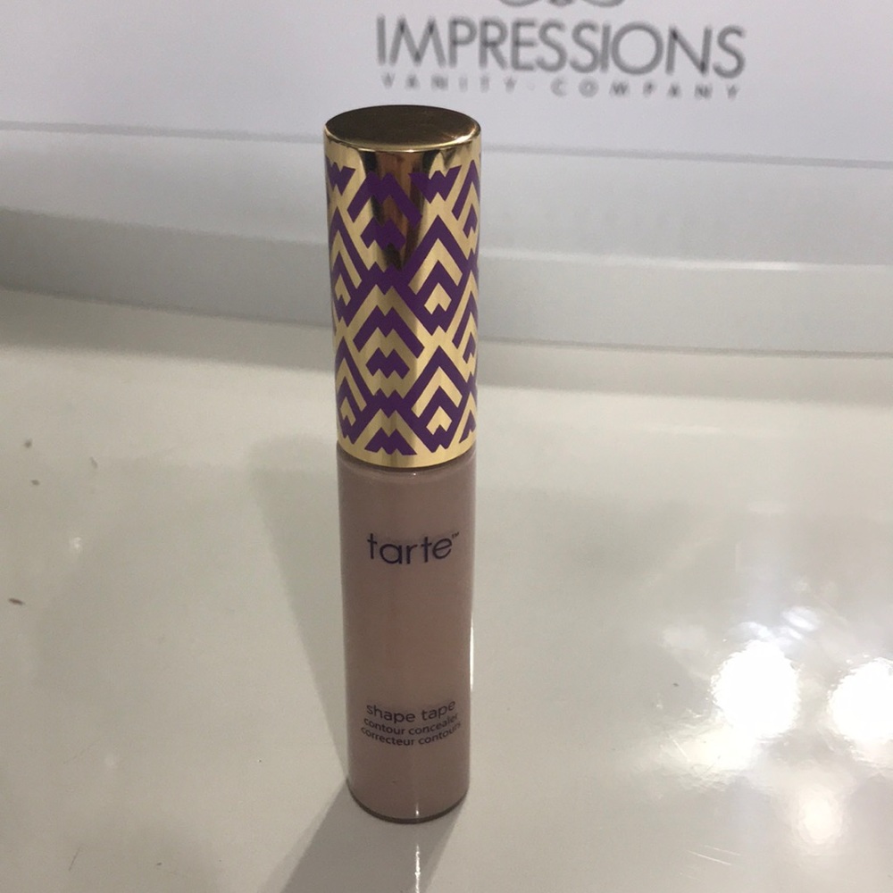 Tarte Shape Tape In light